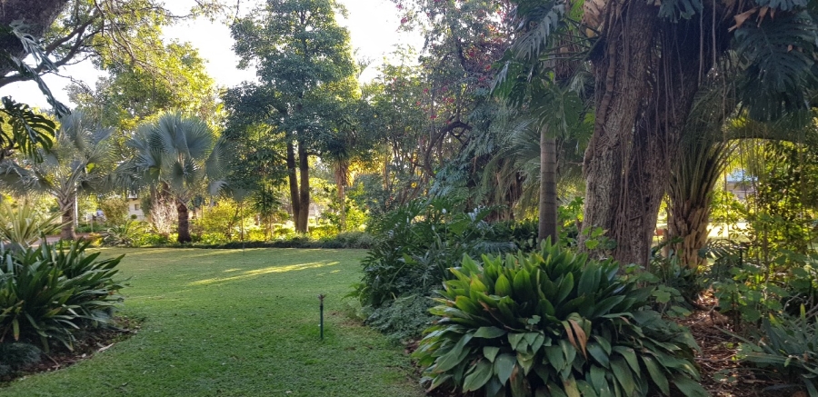 Commercial Property for Sale in Zuurplaat A H North West